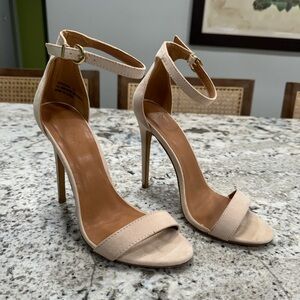 Charlotte Russe women’s size 7 heels.